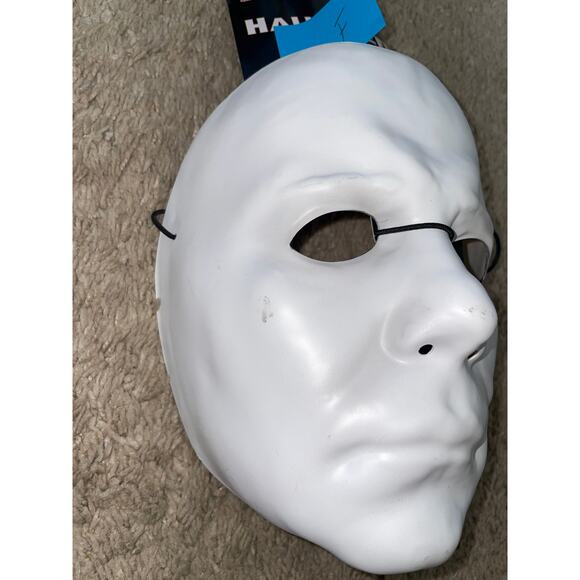 HALLOWEEN II MICHAEL MYERS VACUFORM MASK HALLOWEEN COSTUME NEW FLAWS - Picture 2 of 5